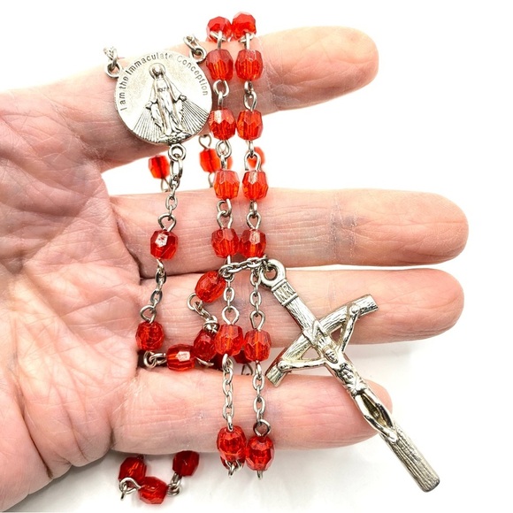 Catholic Rosary Red Beads Pope John Paul II - Picture 1 of 5